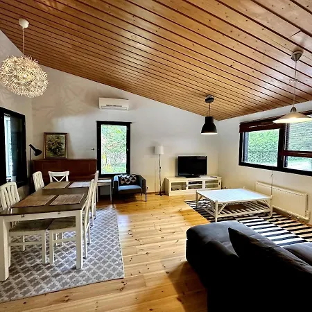 With Amenities 10 Metres From Appartamento *